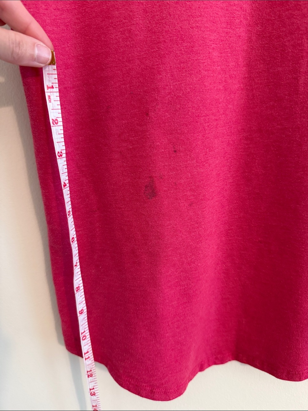Patagonia Women's Scoop Neck Graphic Tee - Raspberry Pink // Medium Slim Fit - Picture 5 of 13